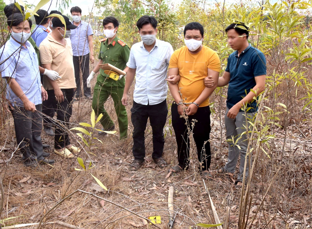 Trinh sát giả cán bộ chống dịch bắt kẻ giết trụ trì chùa Quảng Ân ảnh 2