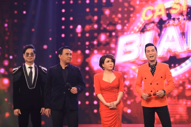 Việt Hương livestream 'dằn mặt' những anti-fan chửi bới, xúc phạm ảnh 1