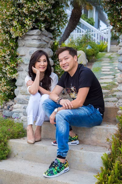 Lộ ảnh nhan sắc 'bốc lửa' của nghệ sĩ Hồng Đào thời trẻ ảnh 9