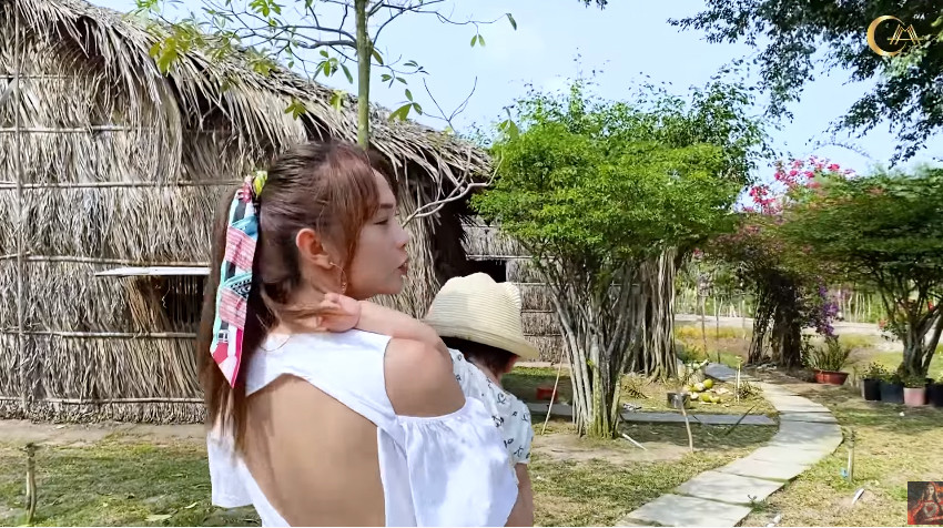 Minh Hằng gây choáng vì sở hữu khu vườn rộng tới 2.000 m2 gần thành phố ảnh 10