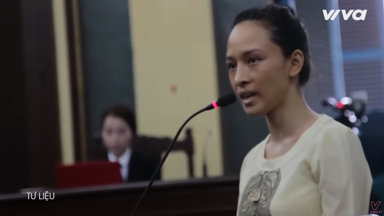 Showbiz 2/5: Cao Thái Hà 'không xấu hổ khi bán tào phớ vỉa hè' ảnh 5