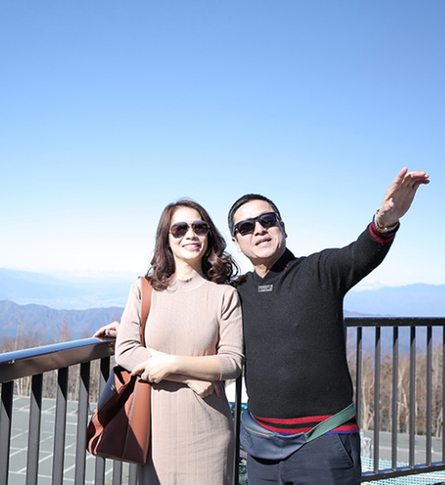 Showbiz 10/1: Tiểu tam trong 'Sống chung với mẹ chồng' bất ngờ cạo trọc đầu ảnh 3