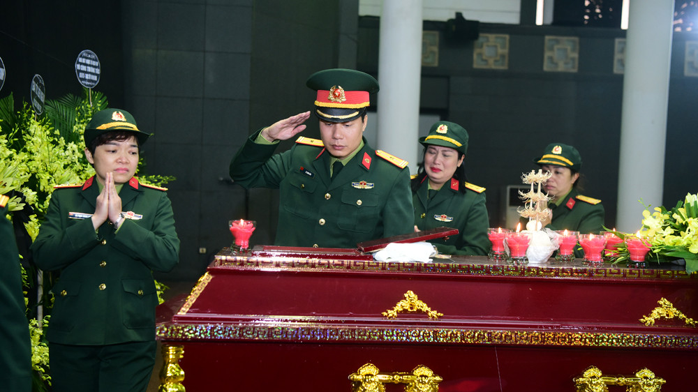 Đám tang đẫm nước mắt tiễn biệt NSƯT Vũ Mạnh Dũng ảnh 12