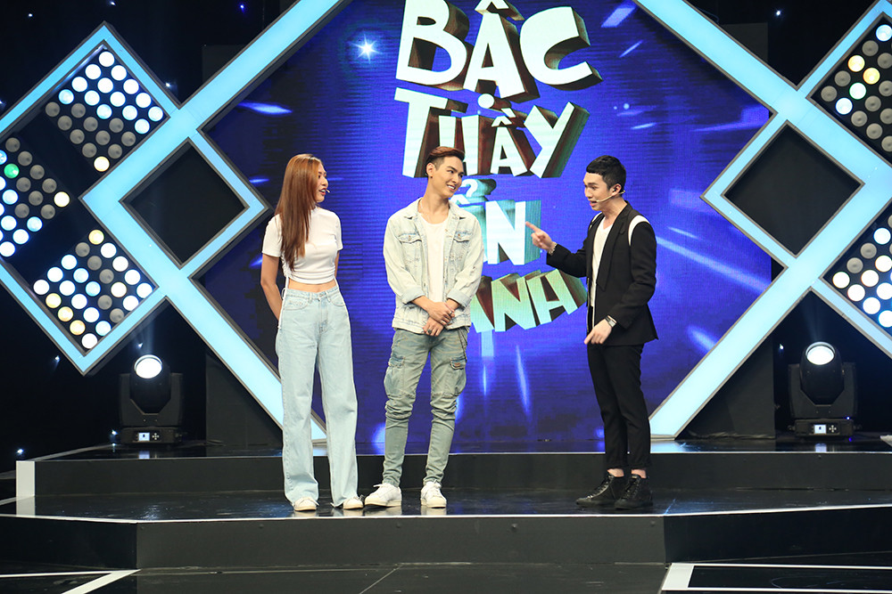 Trước mặt Jay Quân, MC Minh Xù tiết lộ bí mật động trời của Chúng Huyền Thanh ảnh 3