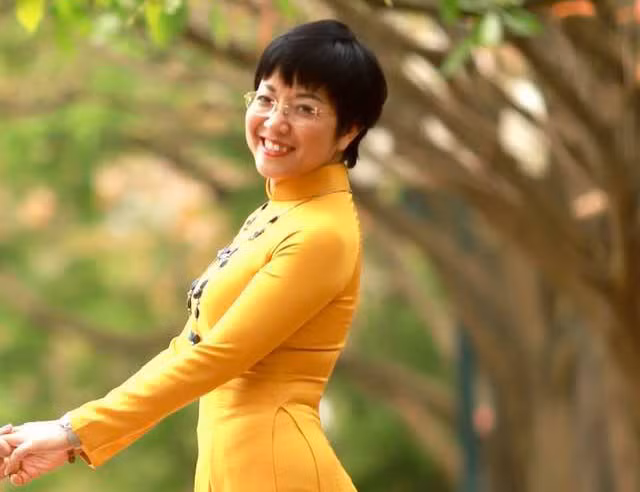 Showbiz 13/6: MC Thảo Vân nói gì về chuyện đi bước nữa? ảnh 1