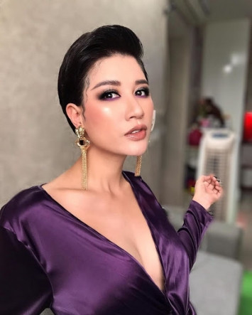 Trang Trần tiết lộ từng bị giang hồ dọa rạch mặt vì được chọn làm vedette khi mới vào nghề ảnh 3