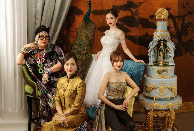 Showbiz 10/2: Mâu Thủy bị chỉ trích vì gác chân lên ghế trong rạp chiếu phim ảnh 4