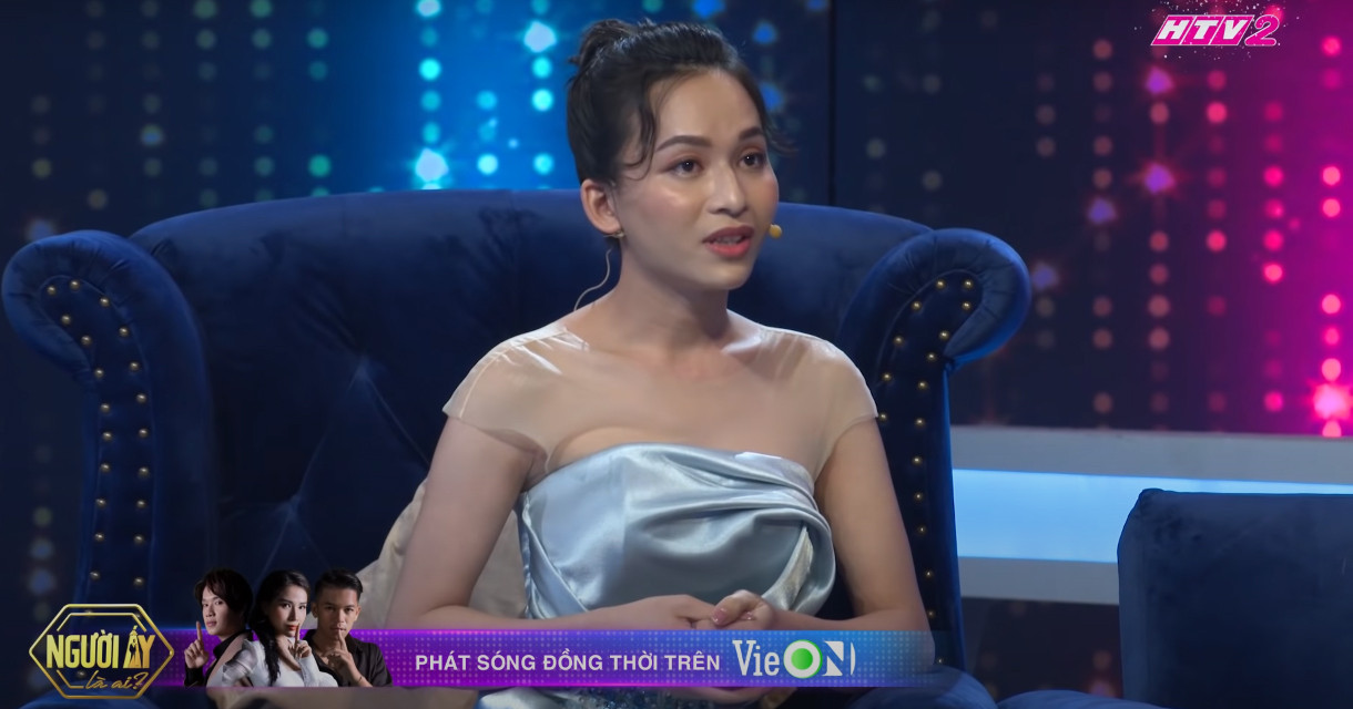 Cô gái đứng trước nhà Hương Giang ngày mùng 1 Tết để hỏi cách chuyển giới ảnh 3