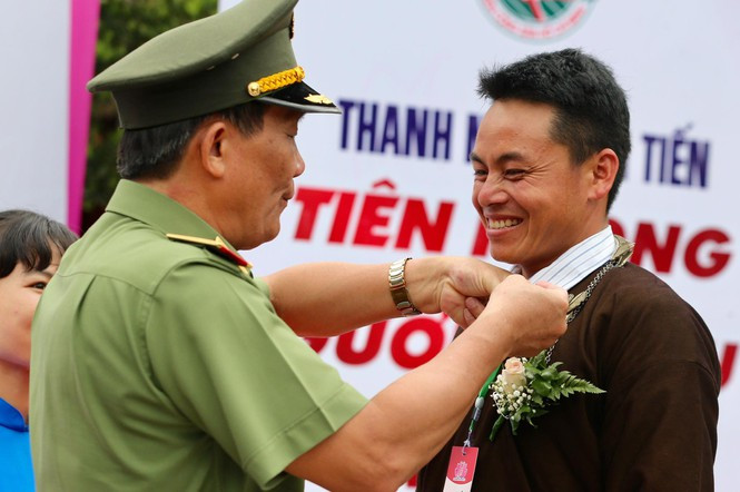 Toàn cảnh Lễ báo công dâng Bác và trao huy hiệu Thanh niên tiên tiến làm theo lời Bác ảnh 12