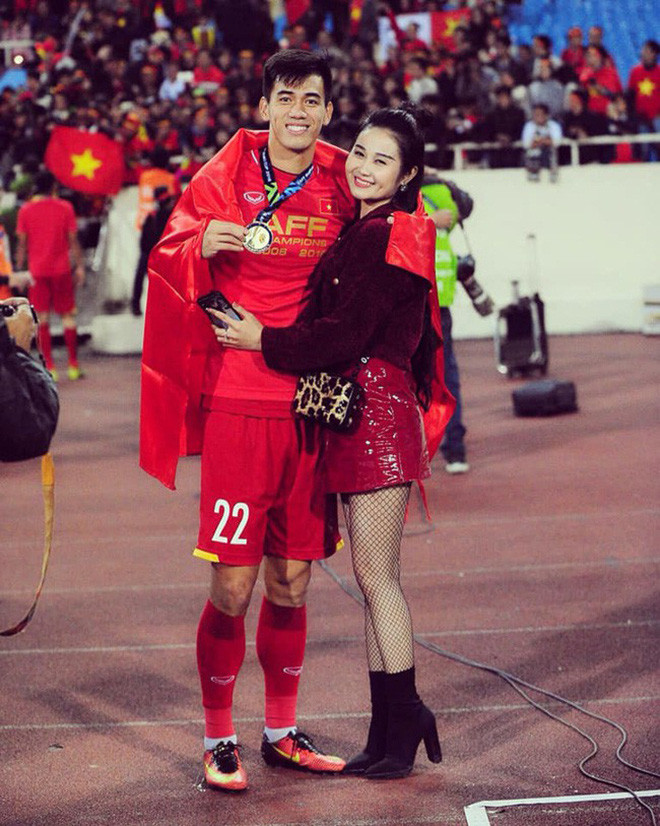 Chia tay Tiến Linh chưa lâu, bạn gái cũ sắp làm đám cưới ảnh 2