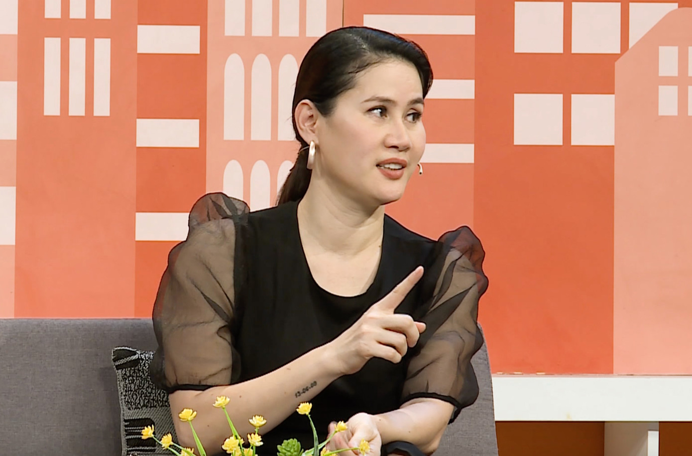 Thân Thuý Hà tiết lộ từng bị con phản đối chuyện đi thêm bước nữa ảnh 2