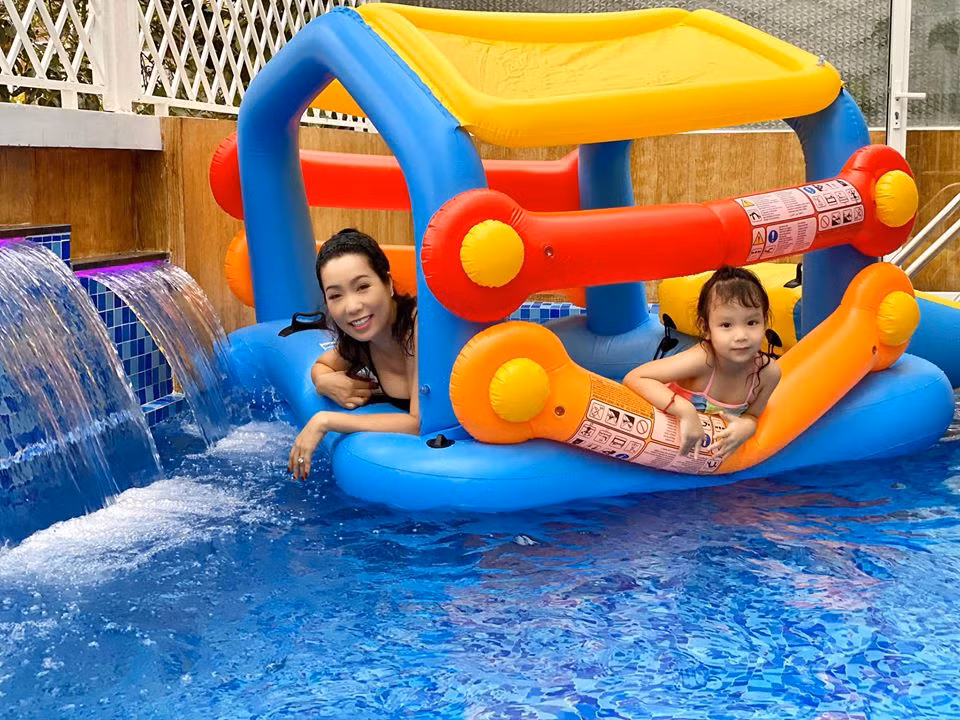 Phát 'sốt' với vườn cây xanh mướt trong biệt thự sang trọng của Trịnh Kim Chi ảnh 9