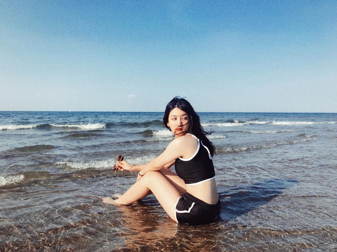 Người đẹp Thái Lan đồng hành cùng tuyển Việt Nam tại VCK Châu Á 2020 là ai? ảnh 7