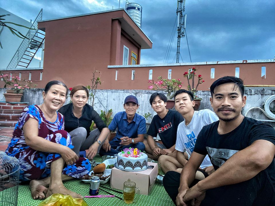 Thanh Bình nhận lời khen vì hành động ý nghĩa trong ngày sinh nhật mẹ Ngọc Lan ảnh 2