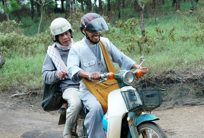 Showbiz 14/6: Vợ chồng Khởi My quyết định không đẻ con gây tranh cãi ảnh 3