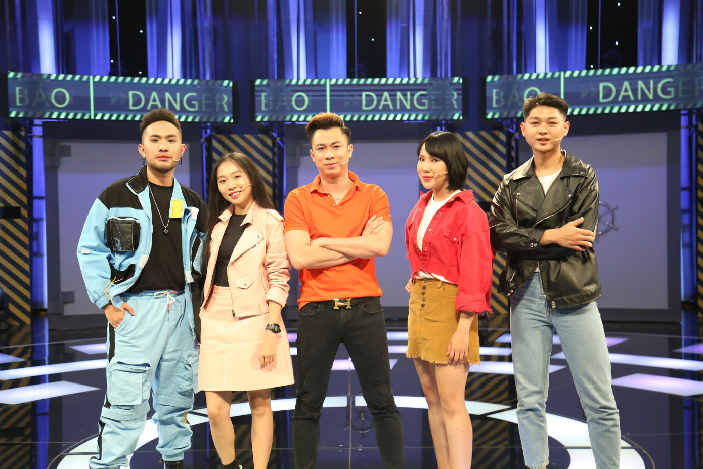 MC Đại Nghĩa 'cạn lời' vì 'sự đàn ông' của Hồ Việt Trung ảnh 1