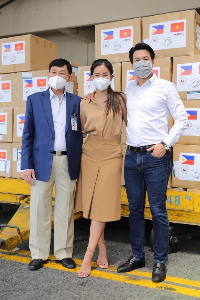 Tiên Nguyễn khoe vòng 1 nóng bỏng nhân dịp sinh nhật đặc biệt ảnh 8