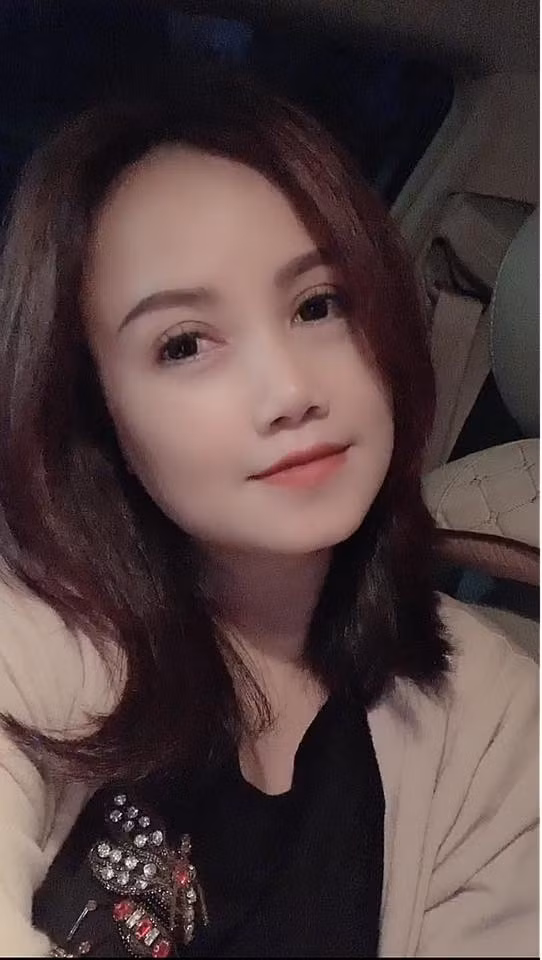 Bất ngờ với gương mặt khác lạ của cô Xuyến phim 'Về nhà đi con' ảnh 6
