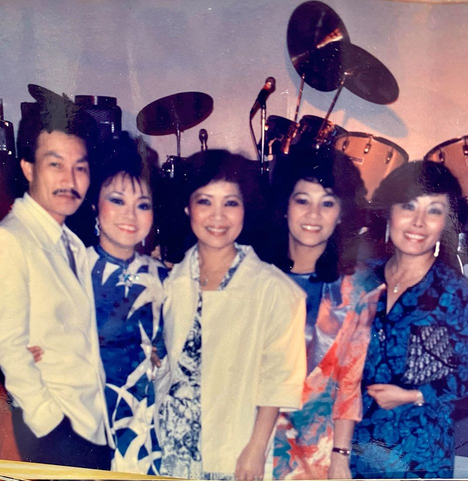 Danh ca Hương Lan hé lộ ảnh bikini thời trẻ ảnh 3