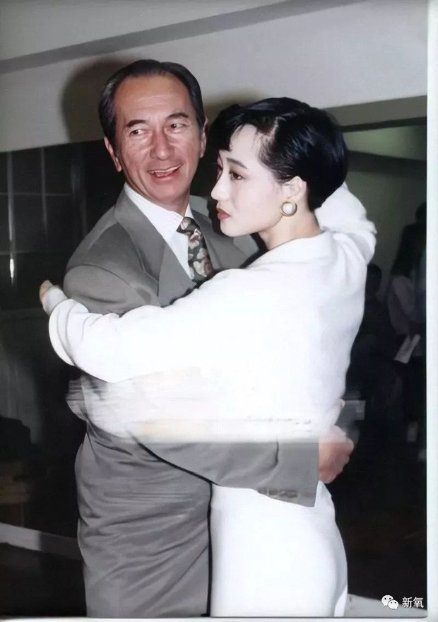 Showbiz 28/5: Hình ảnh hiếm hoi về Vương Phi gây 'sốt' ảnh 5