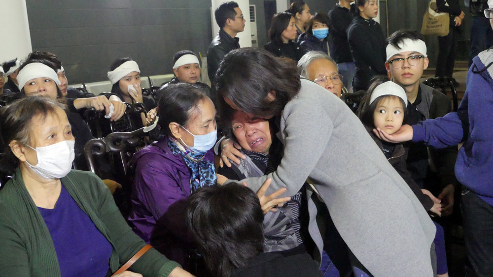 Đám tang đẫm nước mắt tiễn biệt NSƯT Vũ Mạnh Dũng ảnh 13