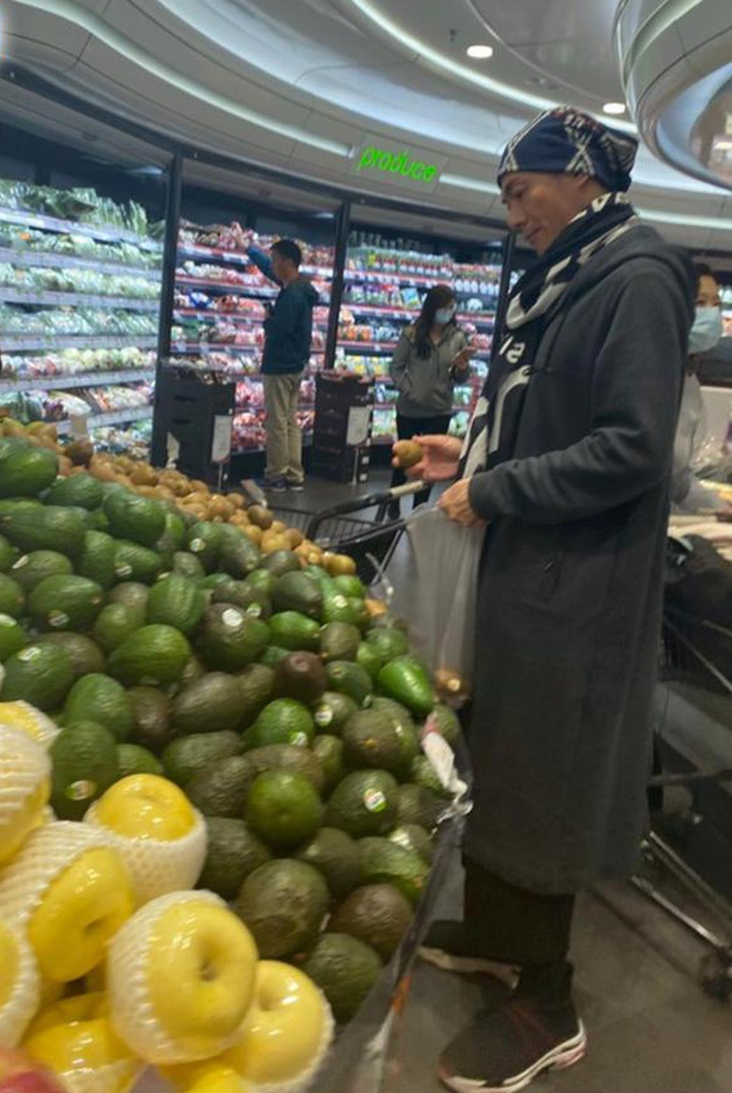 Con trai 'Đường tăng' xung phong vào phòng cách ly điều trị bệnh nhân corona ảnh 3