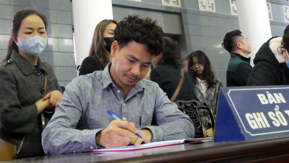 Đám tang đẫm nước mắt tiễn biệt NSƯT Vũ Mạnh Dũng ảnh 10