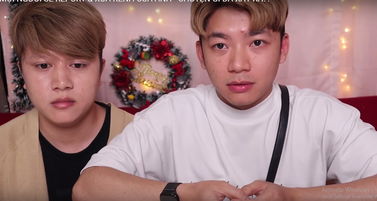 Kênh YouTube triệu view dạy trẻ ăn xà bông, uống sữa tắm gây bức xúc ảnh 4