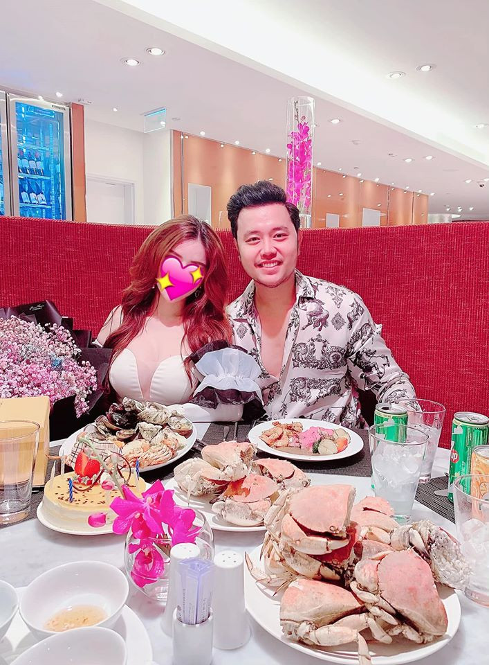 Vũ Hoàng Việt chia sẻ về bạn gái mới sau chia tay Yvonne Thúy Hoàng hơn 32 tuổi ảnh 1