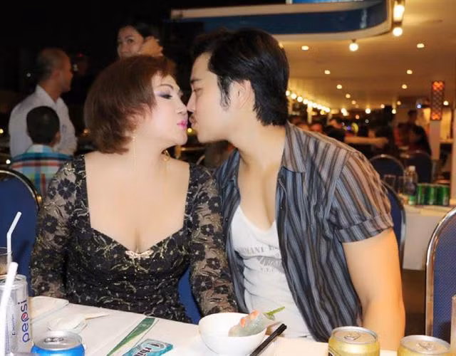 Vũ Hoàng Việt chia sẻ về bạn gái mới sau chia tay Yvonne Thúy Hoàng hơn 32 tuổi ảnh 6