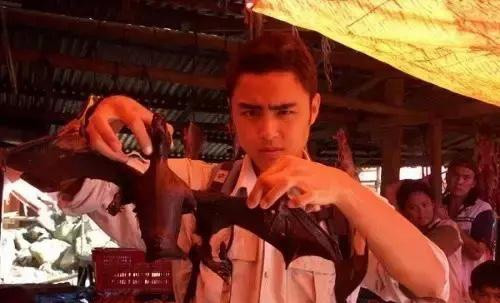 Showbiz 1/2: Phiên tòa xử nữ diễn viên Nhật tập trung hơn 2000 người ảnh 3