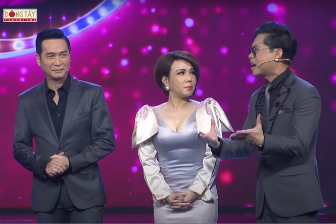 Showbiz 10/6: Diễn viên Quang Trung bị chỉ trích vì bỏ 2 tay khi đang lái ôtô ảnh 2