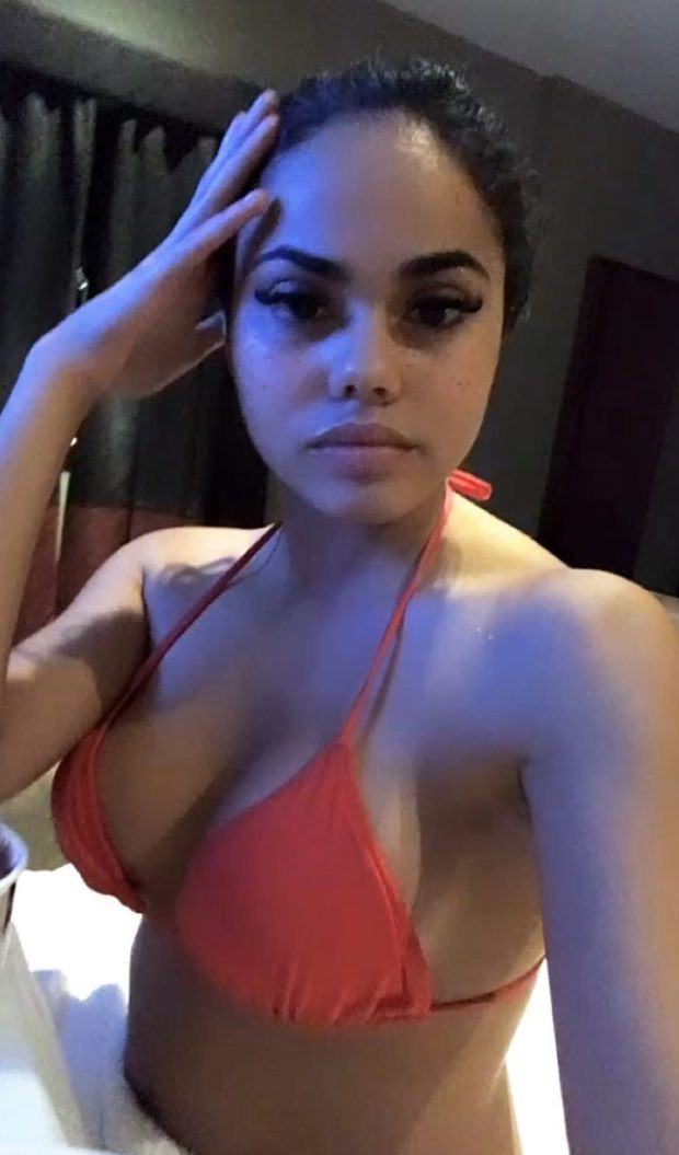 Cầu thủ Man City mở tiệc sex với 22 người mẫu ảnh 4