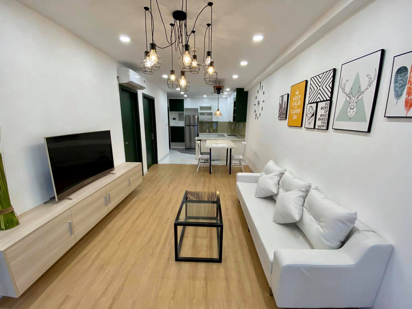 Rao bán căn hộ VIP giữa đại dịch COVID-19, Ốc Thanh Vân 'lộ' tài sản đáng ao ước ảnh 4