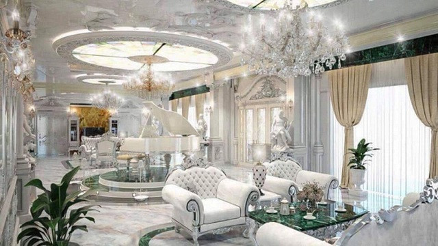 Hoa hậu được chồng đại gia tặng biệt thự 100 tỷ sinh con thứ 6 ảnh 1