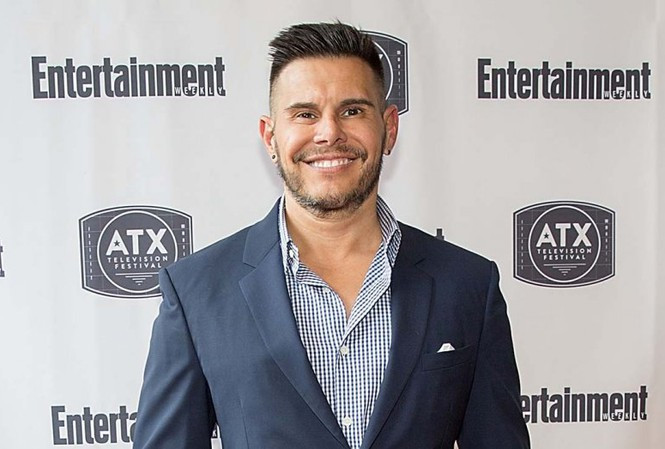 Showbiz: Hoa đán Trung Quốc bị chỉ trích vì gác chân lên ghế máy bay là ai? ảnh 2