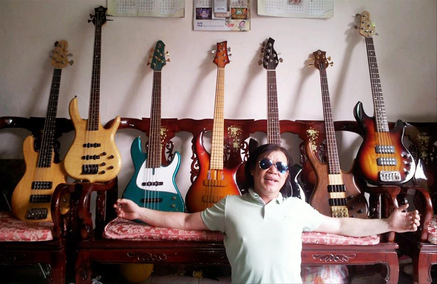 Người 'đàn rong' xuyên thế kỷ ảnh 1