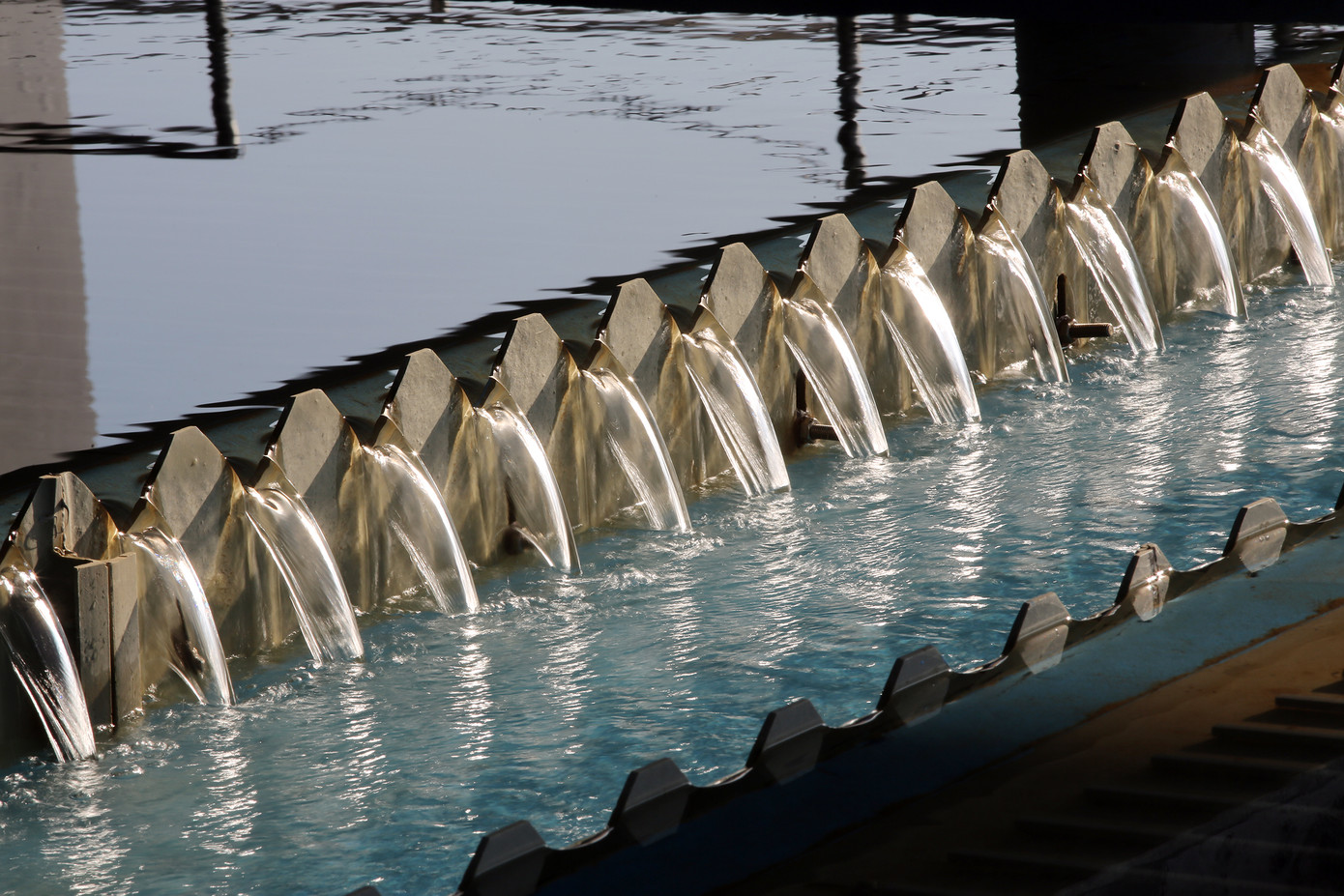 Nước sông Đuống bán giá khủng: Hà Nội 'hớ' khi chọn nhà đầu tư? ảnh 1