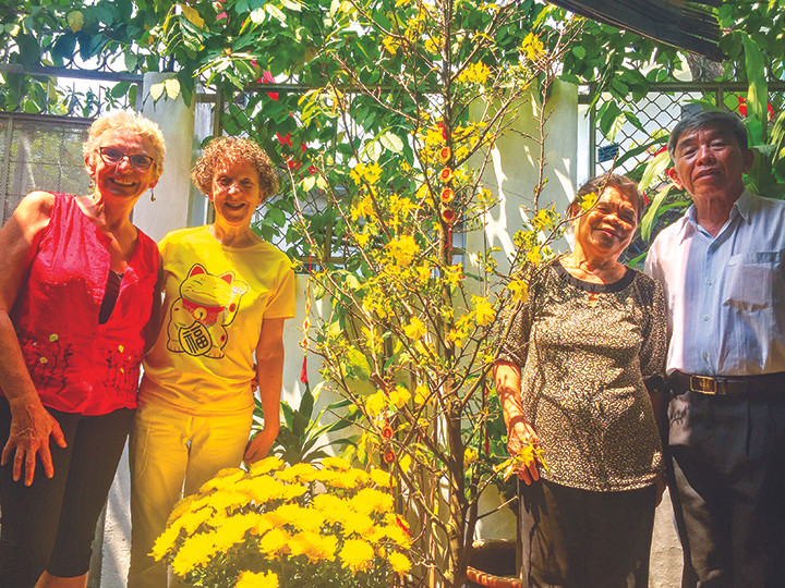 Khi người lạ đến xông đất ảnh 1