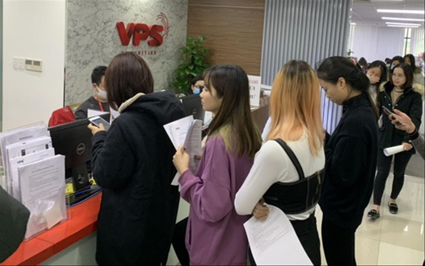 Chứng khoán, nguy cơ bong bóng ảnh 1