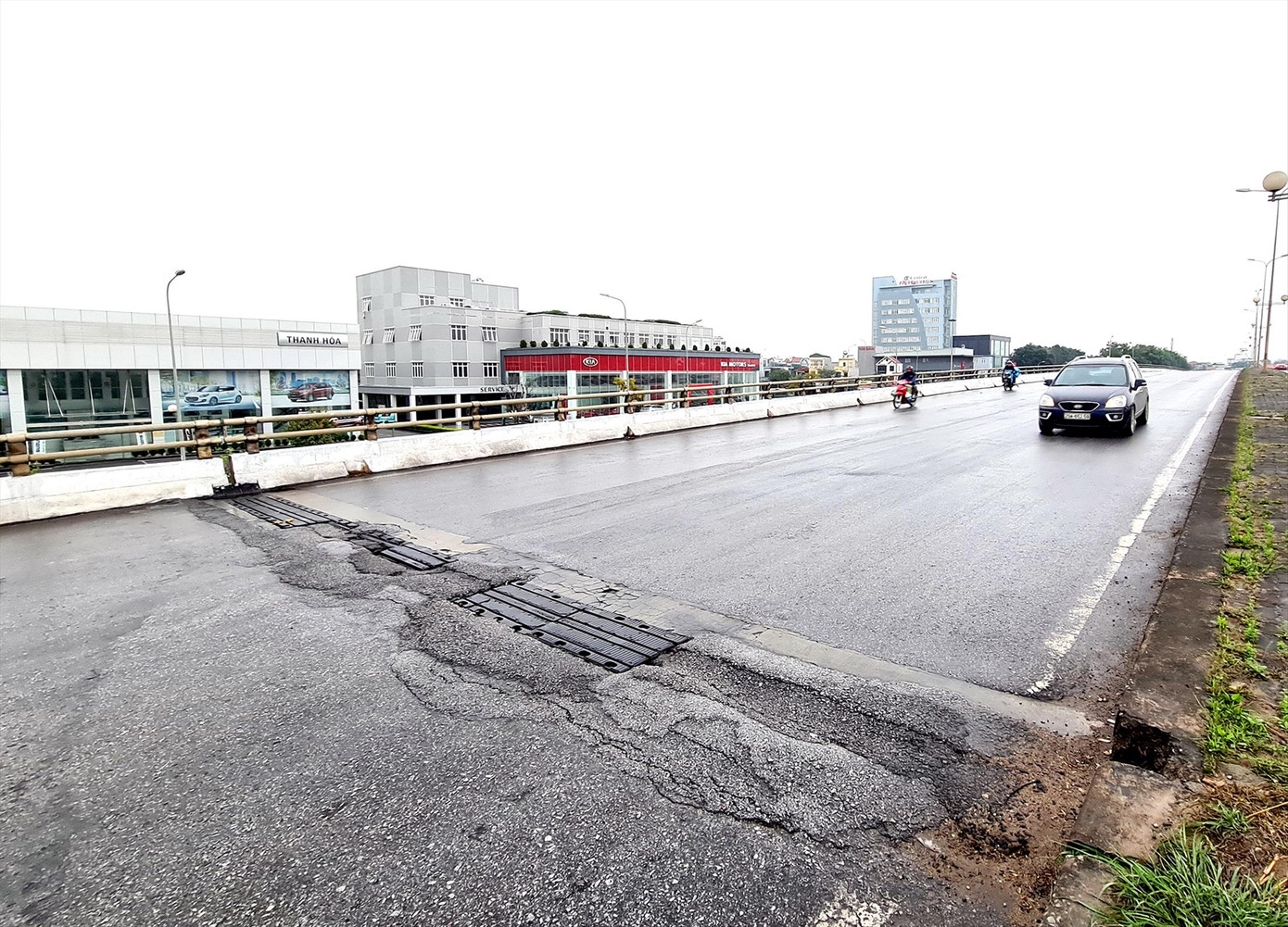 Đường BOT chưa bàn giao cho Nhà nước đã xuống cấp nghiêm trọng: Ai chịu trách nhiệm? ảnh 1