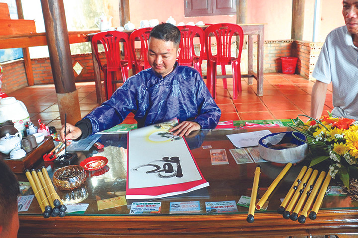 Chàng trai mắc ung thư và giấc mơ Cầu Vồng cho trẻ em nghèo ảnh 1