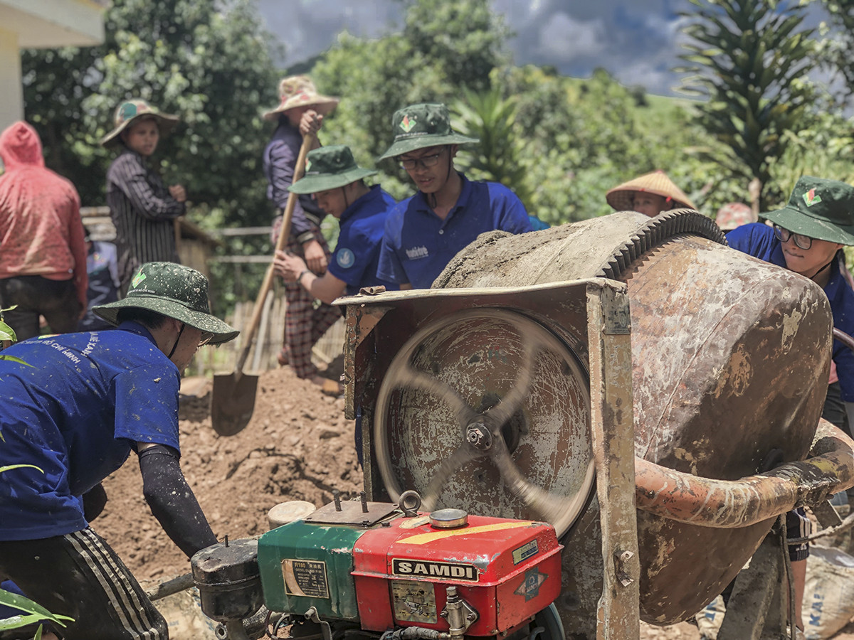Cống hiến sức trẻ: Vượt khó tạo giá trị tích cực ảnh 1