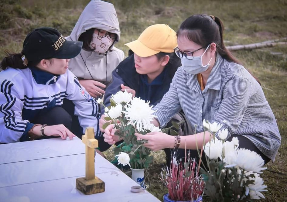 Ánh sáng từ những góc khuất, Kỳ 3: Ông bố bất đắc dĩ của hàng trăm đứa trẻ ảnh 1