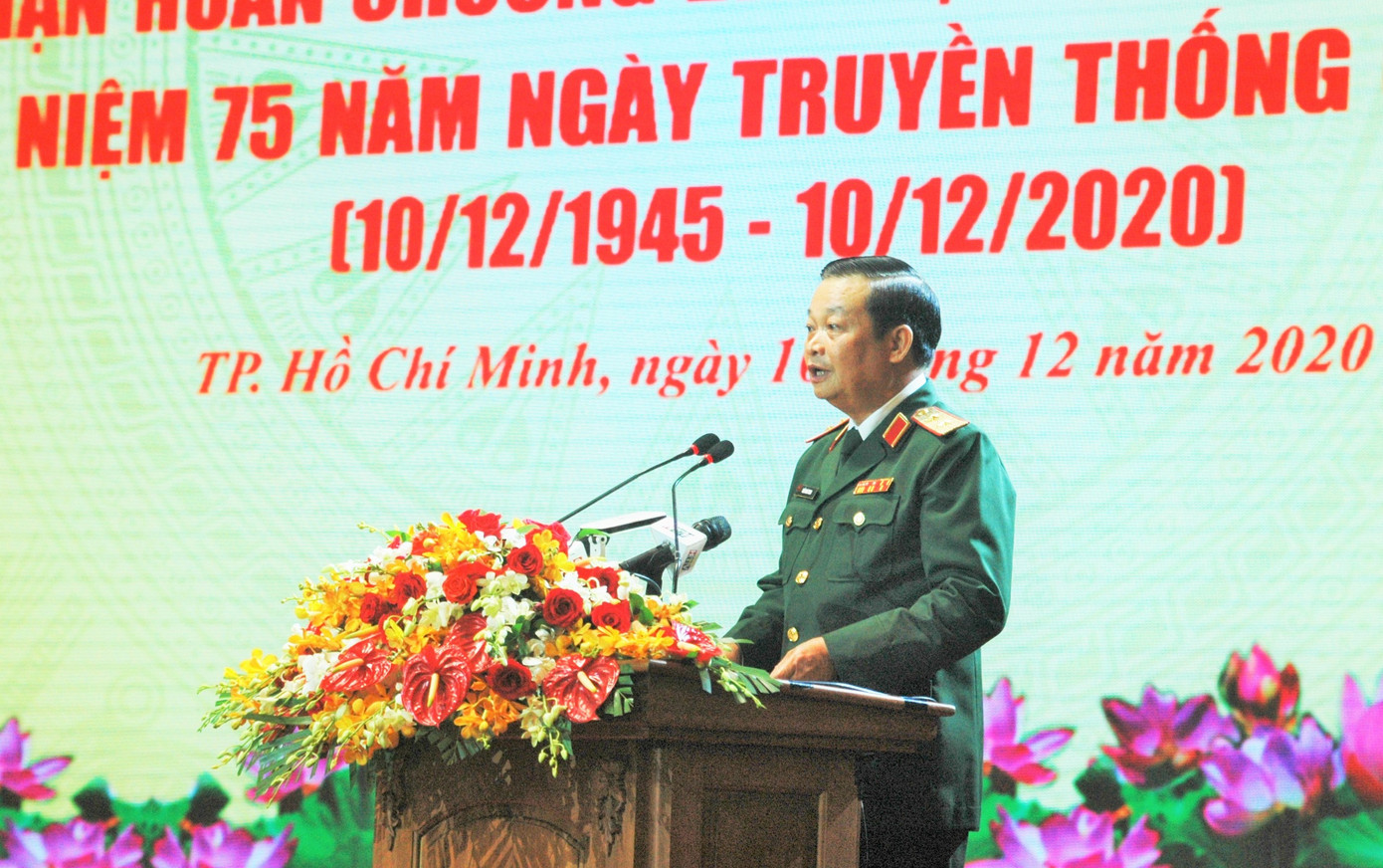 Quân khu 7 nhận Huân chương Bảo vệ Tổ quốc hạng nhất ảnh 1