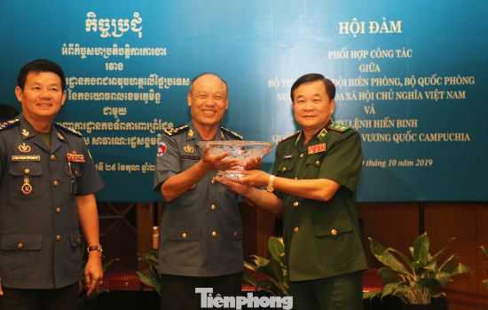 Kỷ luật 18 tổ chức Đảng và 200 cá nhân trong lực lượng Biên phòng ảnh 1