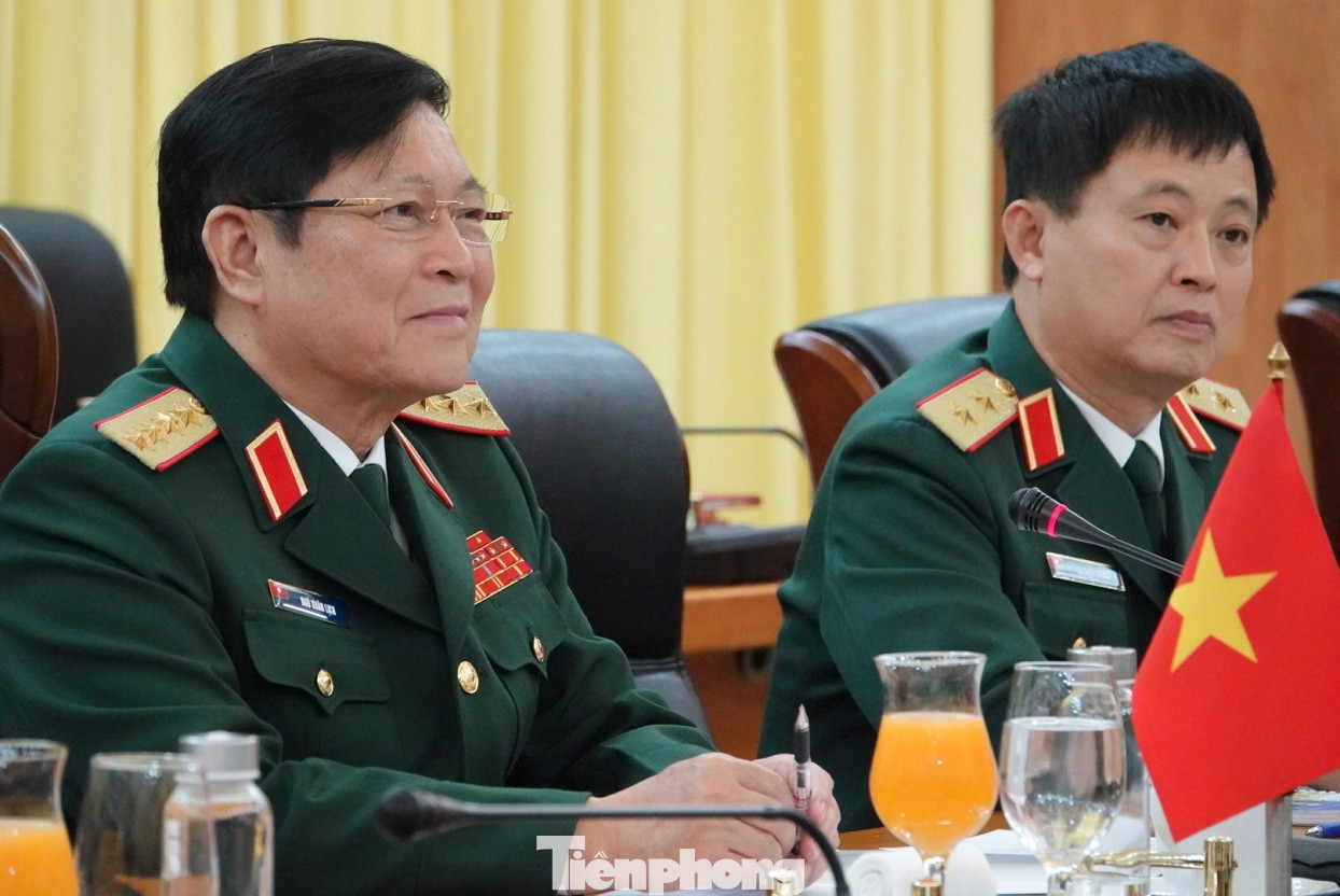 Bộ trưởng Quốc phòng Việt Nam - Mông Cổ ký thoả thuận hợp tác quốc phòng ảnh 4