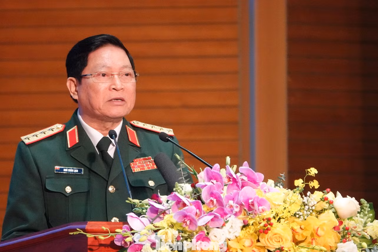 Tặng Huân chương Quân công hạng Nhất cho Quân đội nhân dân Việt Nam ảnh 5