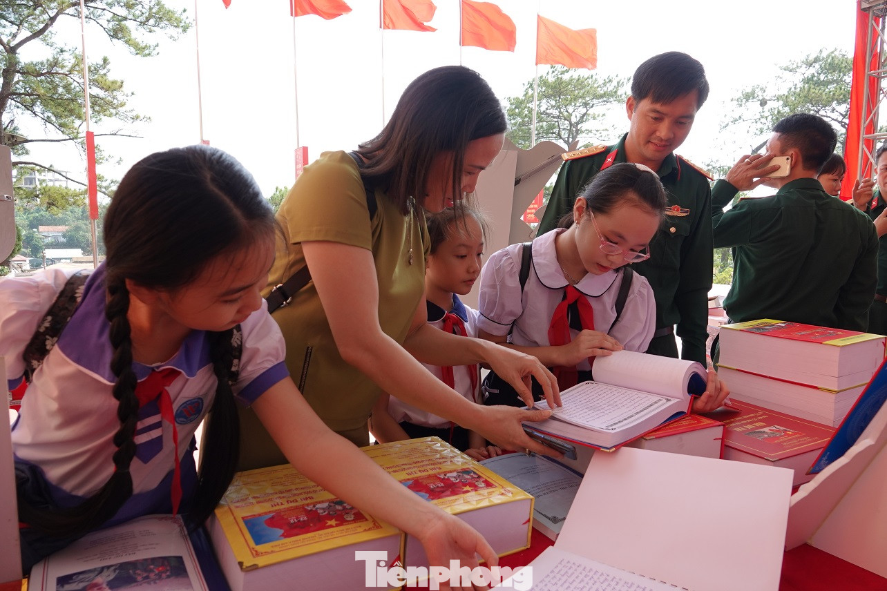 Hơn 1,4 triệu bài thi tìm hiểu về Quân đội ở Quân khu 3 ảnh 4