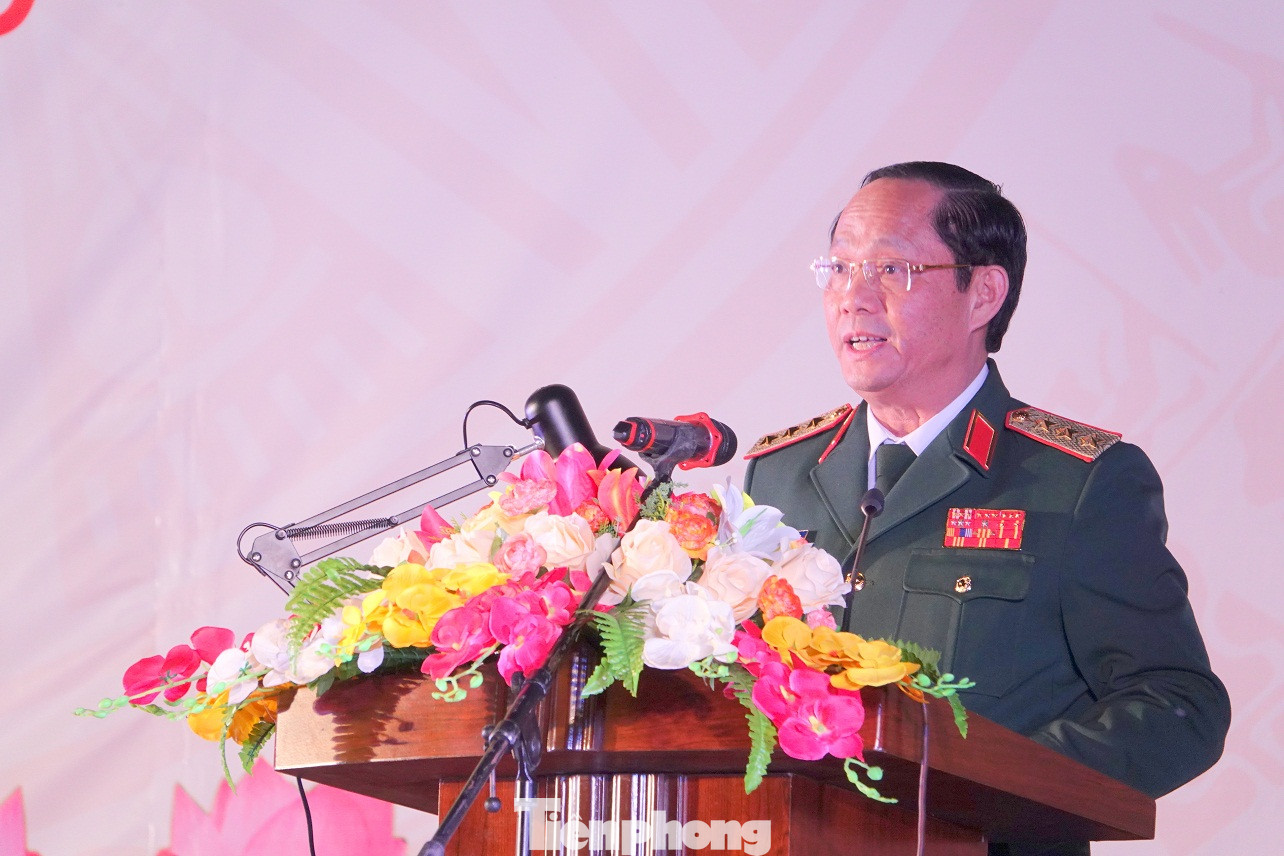 Quân đội chung tay vì người nghèo ảnh 1